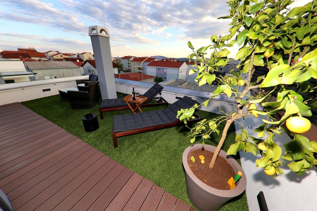 Esso Roof Terrace Apartment Zadar Exteriör bild